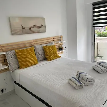 Superbe Carre Delfino Port De Appartement Nice